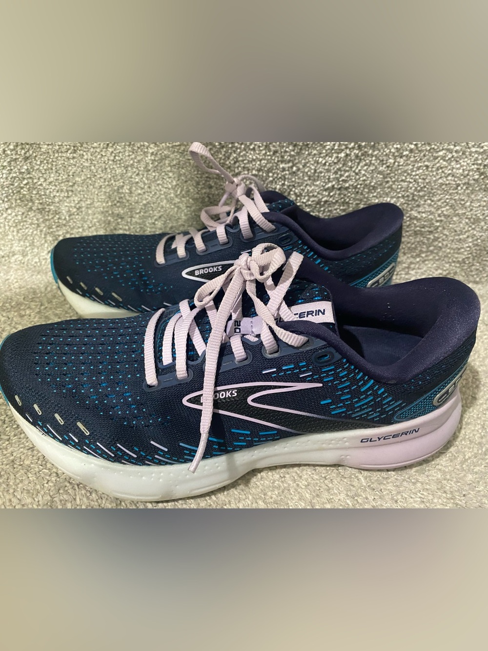 Brooks Navy Running Shoes with Light Pink Laces and Teal Accents